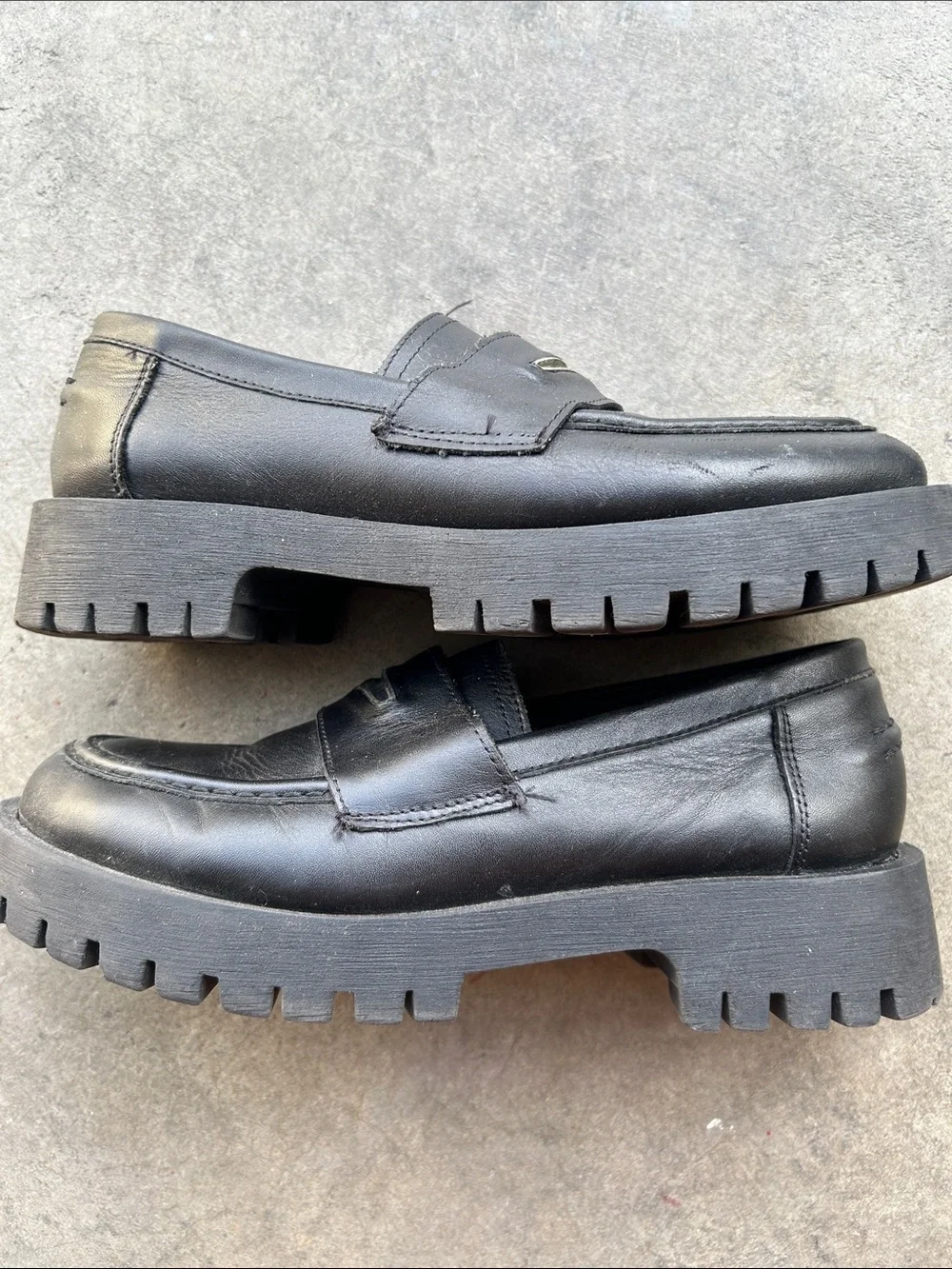 Steve Madden Black Penny Loafers